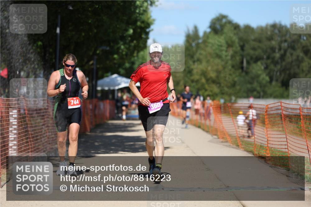 07.09.2025 - 19. Norderstedt Triathlon Michael Strokosch http://msf.ph/oto/8816223 07.09.2025 13:38:55 Laufen 360, 744 meine-sportfotos.de
