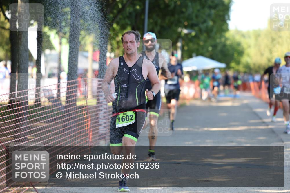 07.09.2025 - 19. Norderstedt Triathlon Michael Strokosch http://msf.ph/oto/8816236 07.09.2025 16:32:56 Laufen 543, 927, 943, 953, 955, 1043, 1602 meine-sportfotos.de