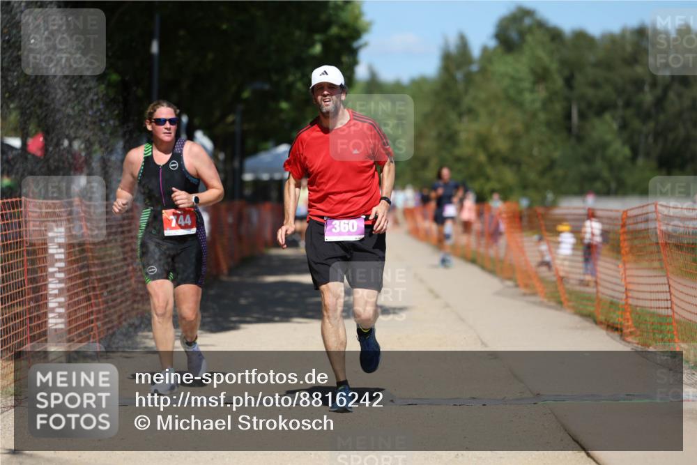 07.09.2025 - 19. Norderstedt Triathlon Michael Strokosch http://msf.ph/oto/8816242 07.09.2025 13:38:55 Laufen 360, 744 meine-sportfotos.de