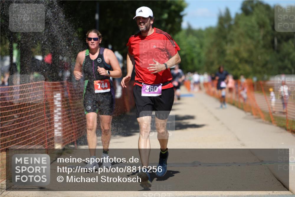 07.09.2025 - 19. Norderstedt Triathlon Michael Strokosch http://msf.ph/oto/8816256 07.09.2025 13:38:56 Laufen 360, 744 meine-sportfotos.de