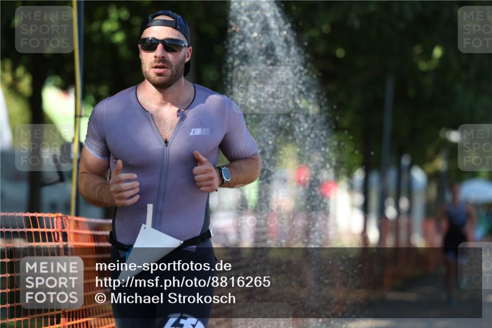 07.09.2025 - 19. Norderstedt Triathlon Michael Strokosch http://msf.ph/oto/8816265 07.09.2025 15:35:35 Laufen 452, 1502 meine-sportfotos.de