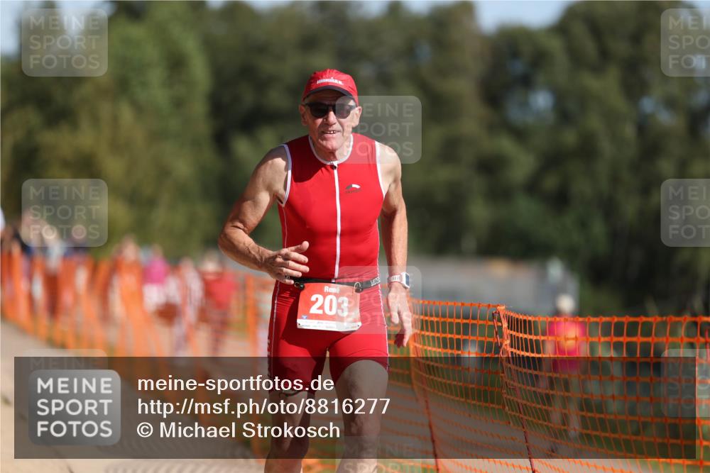 07.09.2025 - 19. Norderstedt Triathlon Michael Strokosch http://msf.ph/oto/8816277 07.09.2025 11:45:52 Laufen 203 meine-sportfotos.de