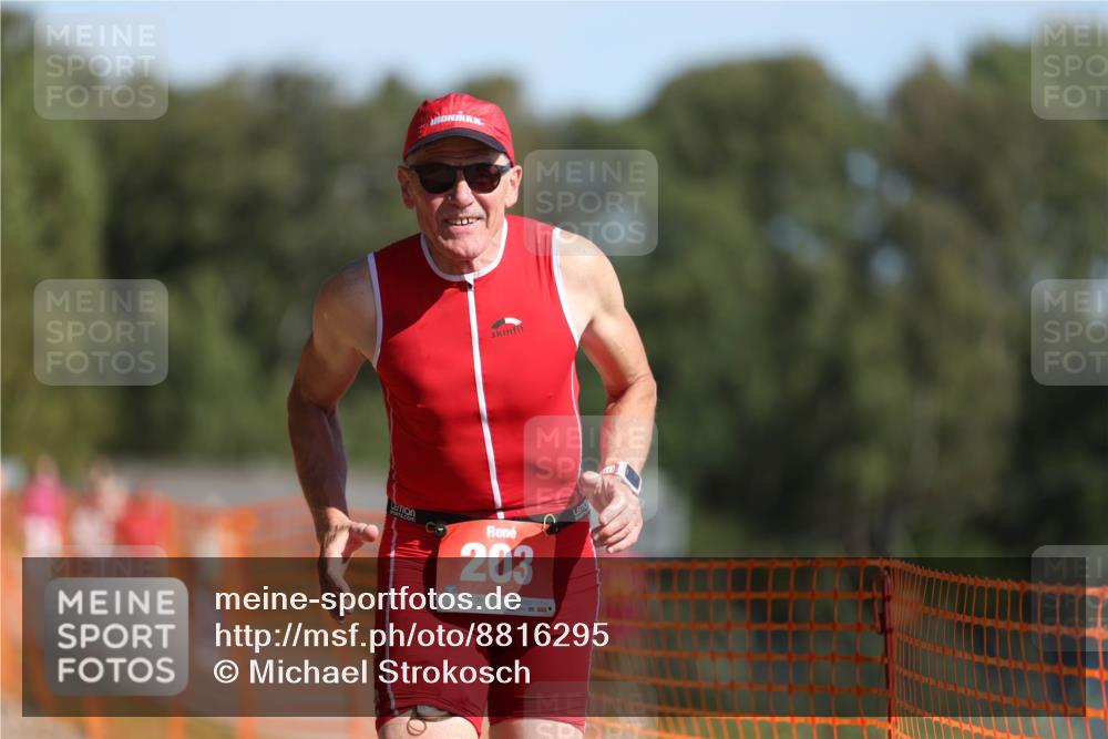 07.09.2025 - 19. Norderstedt Triathlon Michael Strokosch http://msf.ph/oto/8816295 07.09.2025 11:45:54 Laufen 203, 1165 meine-sportfotos.de