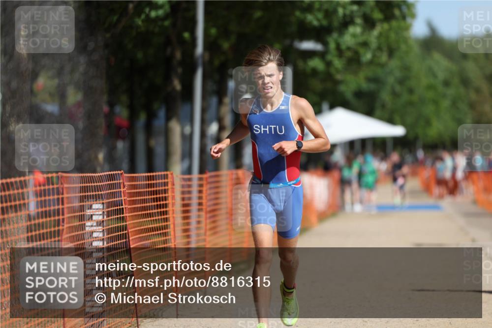 07.09.2025 - 19. Norderstedt Triathlon Michael Strokosch http://msf.ph/oto/8816315 07.09.2025 11:46:00 Laufen 276, 1165 meine-sportfotos.de