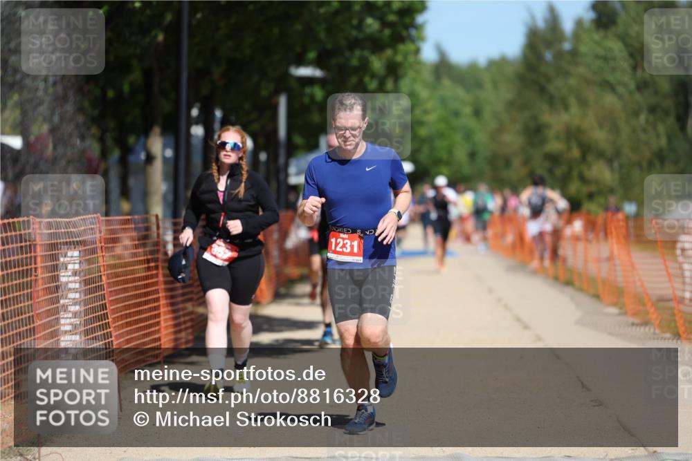 07.09.2025 - 19. Norderstedt Triathlon Michael Strokosch http://msf.ph/oto/8816328 07.09.2025 12:57:12 Laufen 259, 788, 852, 898, 1231 meine-sportfotos.de