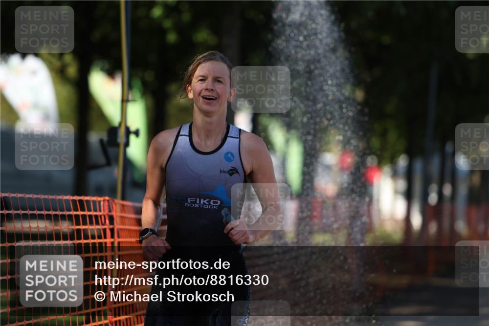 07.09.2025 - 19. Norderstedt Triathlon Michael Strokosch http://msf.ph/oto/8816330 07.09.2025 15:35:40 Laufen 452, 1502 meine-sportfotos.de