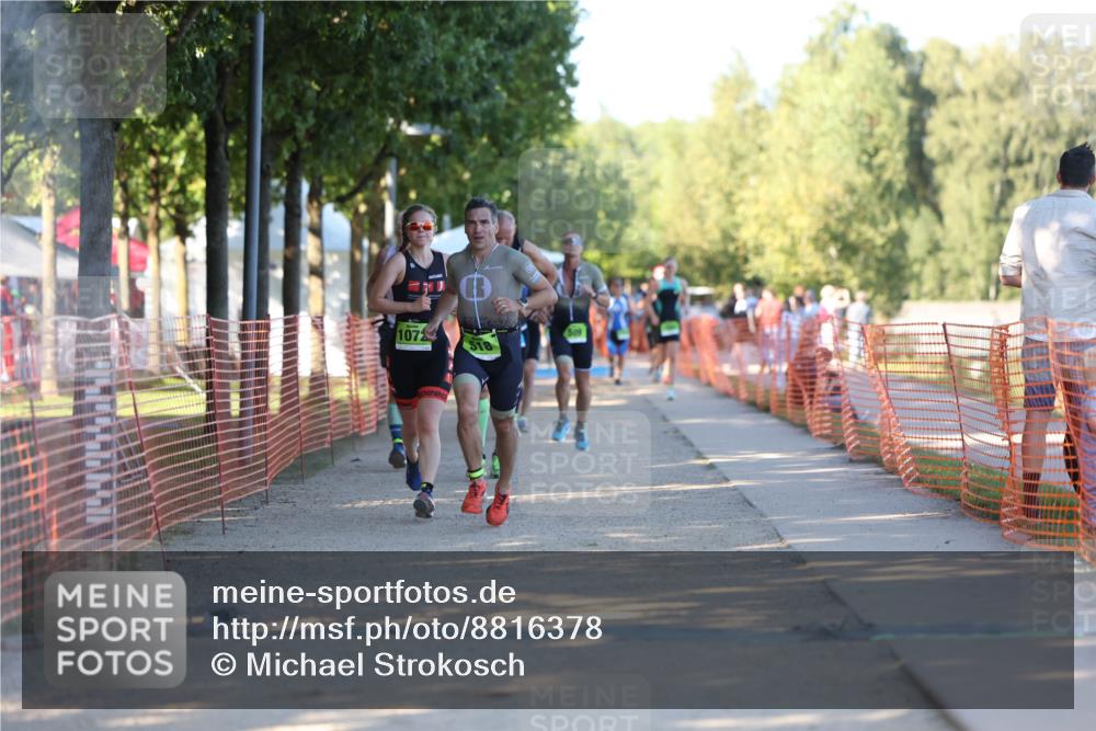 07.09.2025 - 19. Norderstedt Triathlon Michael Strokosch http://msf.ph/oto/8816378 07.09.2025 16:33:17 Laufen 380, 509, 518, 893, 910, 956, 1072, 1609 meine-sportfotos.de