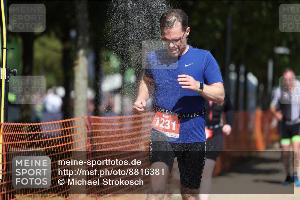 07.09.2025 - 19. Norderstedt Triathlon Michael Strokosch http://msf.ph/oto/8816381 07.09.2025 12:57:14 Laufen 788, 852, 898, 1231, 1268, 1309 meine-sportfotos.de