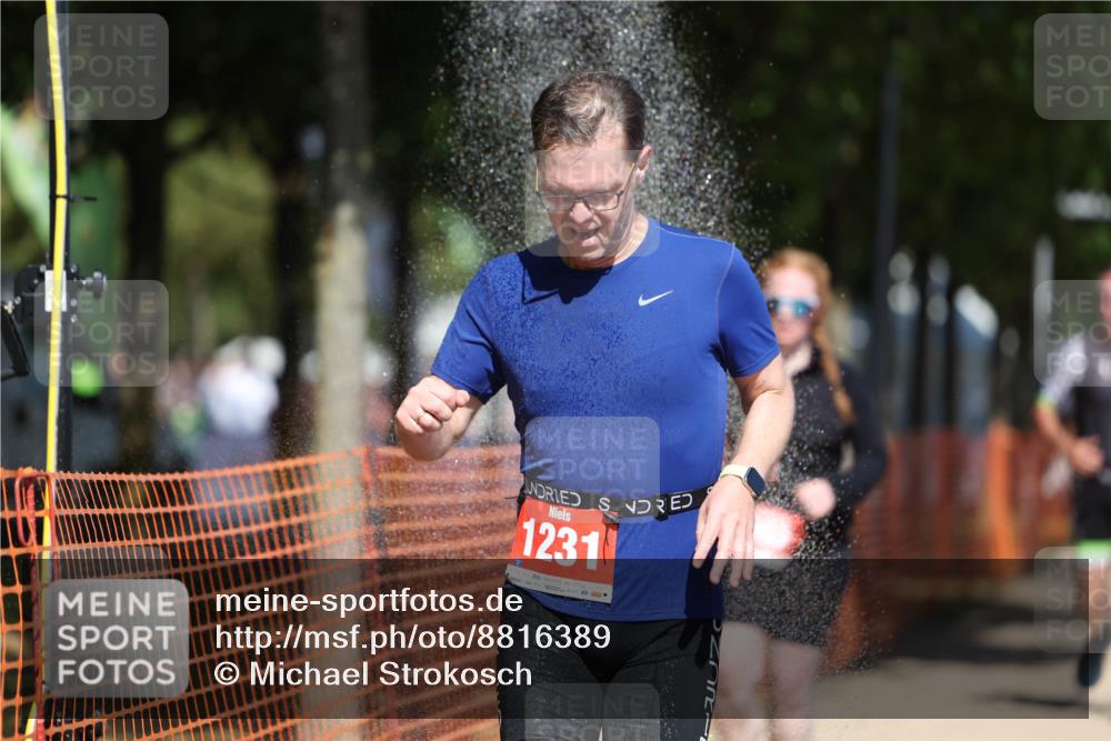 07.09.2025 - 19. Norderstedt Triathlon Michael Strokosch http://msf.ph/oto/8816389 07.09.2025 12:57:14 Laufen 788, 852, 898, 1231, 1268, 1309 meine-sportfotos.de
