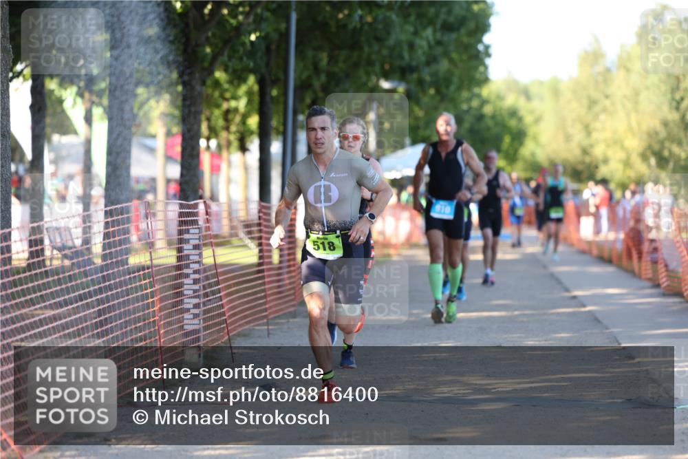 07.09.2025 - 19. Norderstedt Triathlon Michael Strokosch http://msf.ph/oto/8816400 07.09.2025 16:33:19 Laufen 380, 509, 518, 893, 910, 956, 1072, 1609 meine-sportfotos.de