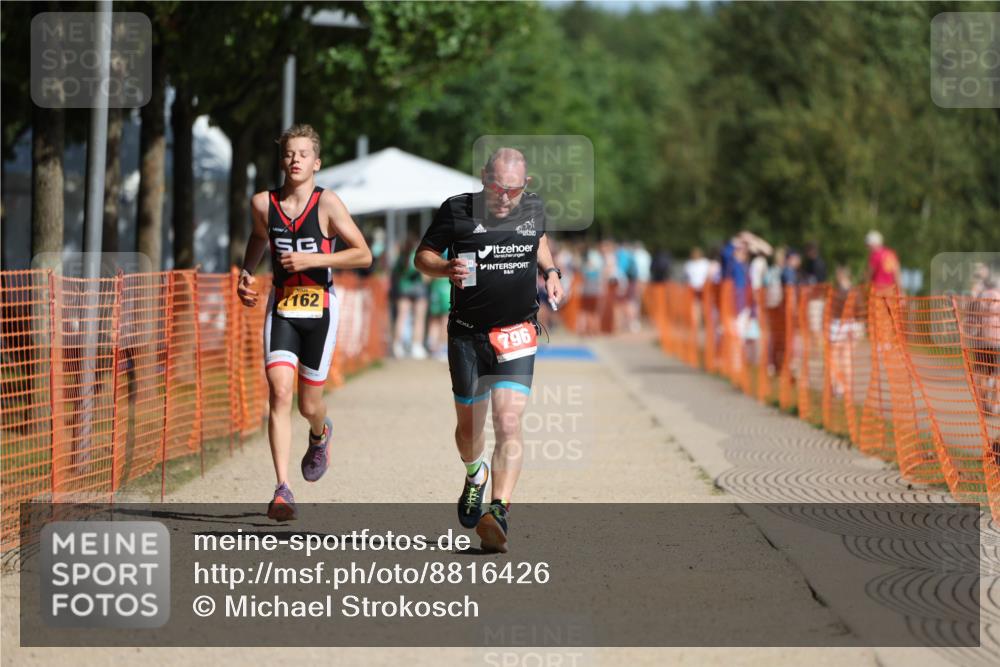 07.09.2025 - 19. Norderstedt Triathlon Michael Strokosch http://msf.ph/oto/8816426 07.09.2025 11:46:18 Laufen 796, 1162 meine-sportfotos.de
