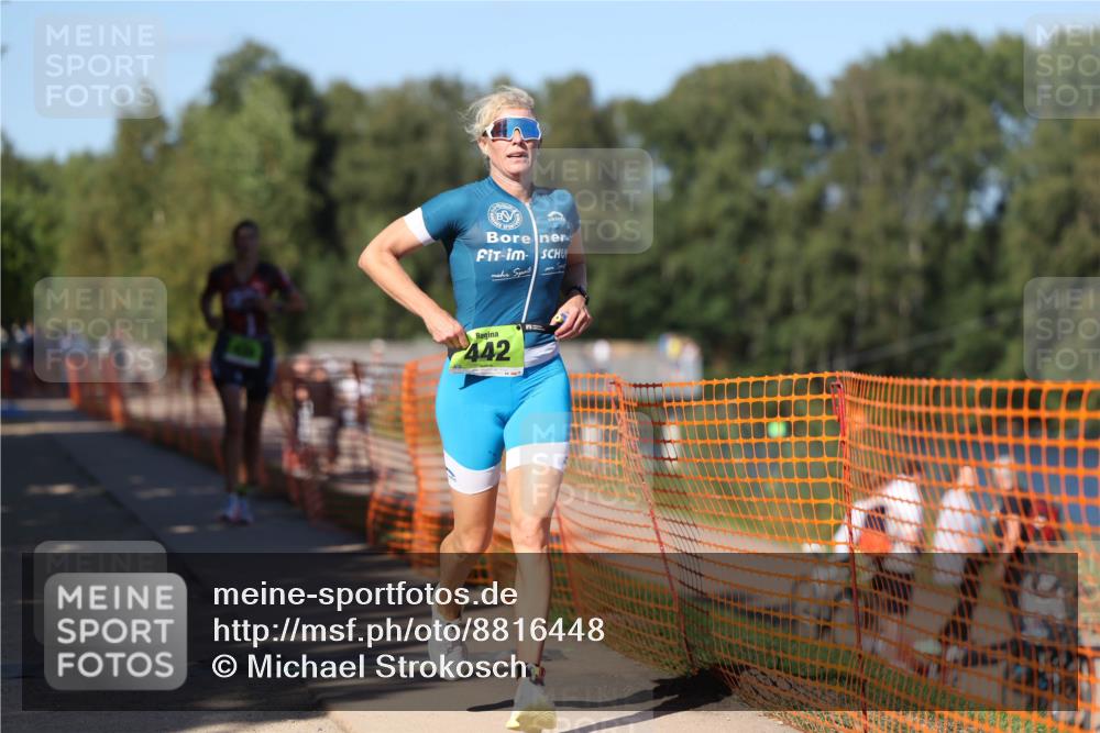 07.09.2025 - 19. Norderstedt Triathlon Michael Strokosch http://msf.ph/oto/8816448 07.09.2025 15:36:09 Laufen 438, 442, 1012 meine-sportfotos.de