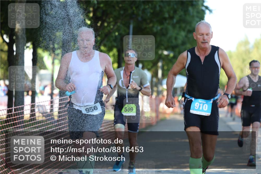 07.09.2025 - 19. Norderstedt Triathlon Michael Strokosch http://msf.ph/oto/8816453 07.09.2025 16:33:23 Laufen 380, 488, 509, 518, 893, 910, 956, 1072, 1089 meine-sportfotos.de