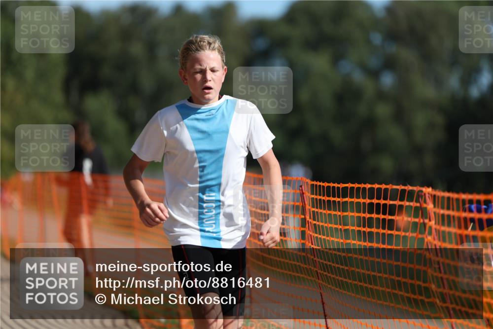 07.09.2025 - 19. Norderstedt Triathlon Michael Strokosch http://msf.ph/oto/8816481 07.09.2025 10:47:23 Laufen 107, 689 meine-sportfotos.de