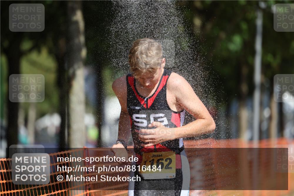07.09.2025 - 19. Norderstedt Triathlon Michael Strokosch http://msf.ph/oto/8816484 07.09.2025 11:46:22 Laufen 796, 1162 meine-sportfotos.de