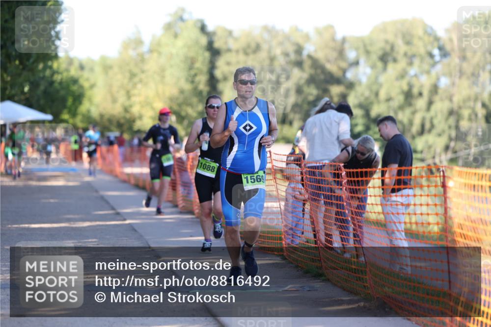 07.09.2025 - 19. Norderstedt Triathlon Michael Strokosch http://msf.ph/oto/8816492 07.09.2025 16:33:32 Laufen 488, 1087, 1088, 1089, 1569 meine-sportfotos.de