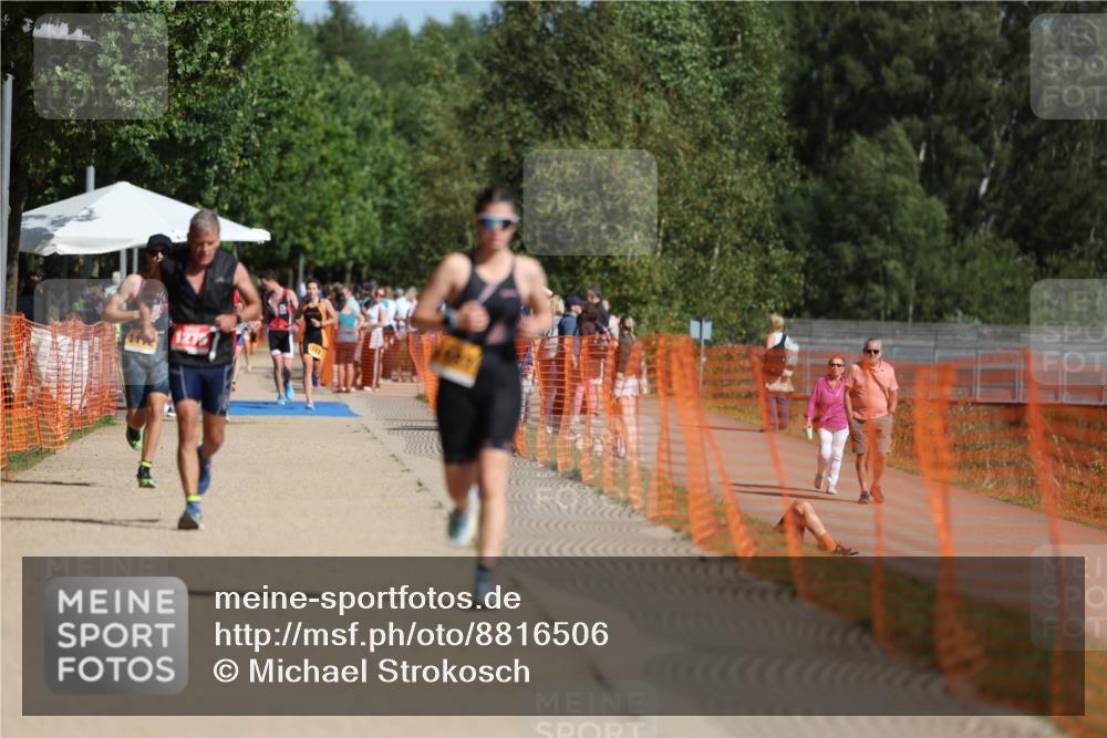 07.09.2025 - 19. Norderstedt Triathlon Michael Strokosch http://msf.ph/oto/8816506 07.09.2025 11:46:33 Laufen 1187, 1279 meine-sportfotos.de