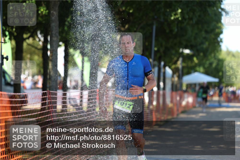 07.09.2025 - 19. Norderstedt Triathlon Michael Strokosch http://msf.ph/oto/8816525 07.09.2025 15:36:17 Laufen 438, 1012 meine-sportfotos.de