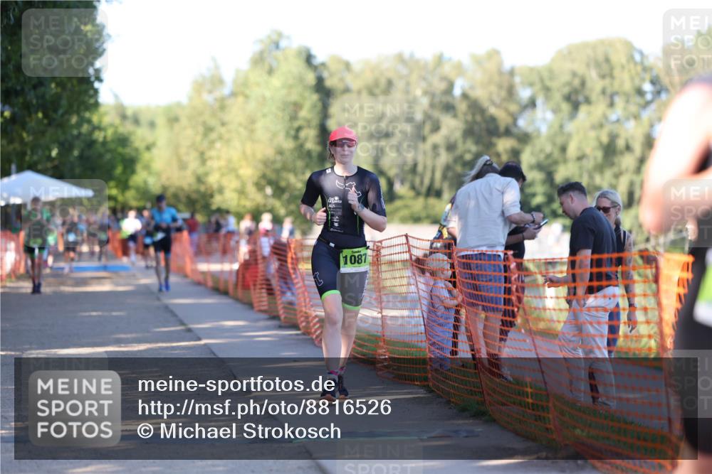 07.09.2025 - 19. Norderstedt Triathlon Michael Strokosch http://msf.ph/oto/8816526 07.09.2025 16:33:36 Laufen 1087, 1088, 1569 meine-sportfotos.de