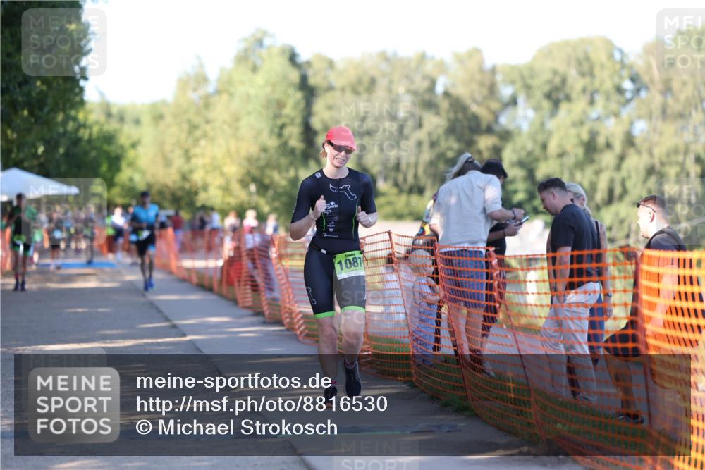 07.09.2025 - 19. Norderstedt Triathlon Michael Strokosch http://msf.ph/oto/8816530 07.09.2025 16:33:36 Laufen 1087, 1088, 1569 meine-sportfotos.de