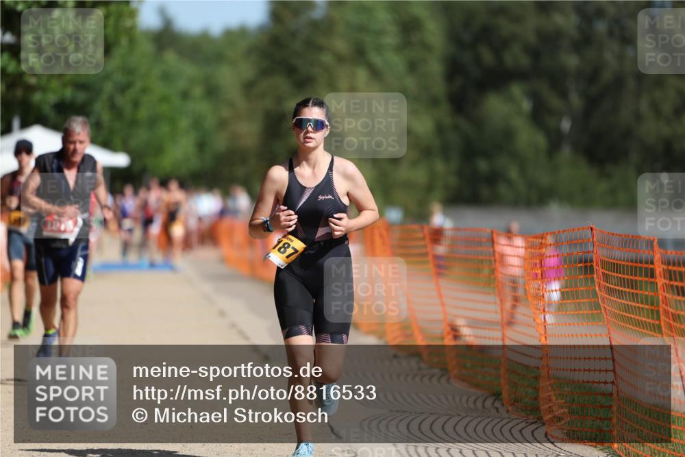 07.09.2025 - 19. Norderstedt Triathlon Michael Strokosch http://msf.ph/oto/8816533 07.09.2025 11:46:35 Laufen 1172, 1187, 1279 meine-sportfotos.de