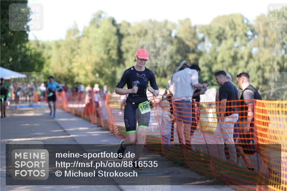 07.09.2025 - 19. Norderstedt Triathlon Michael Strokosch http://msf.ph/oto/8816535 07.09.2025 16:33:36 Laufen 1087, 1088, 1569 meine-sportfotos.de