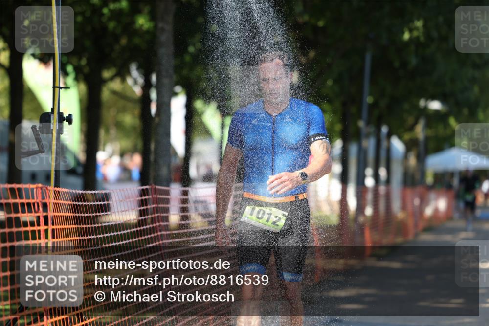 07.09.2025 - 19. Norderstedt Triathlon Michael Strokosch http://msf.ph/oto/8816539 07.09.2025 15:36:17 Laufen 438, 1012 meine-sportfotos.de