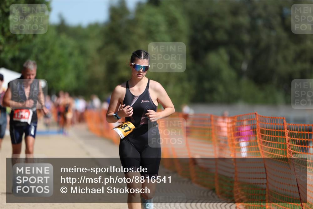 07.09.2025 - 19. Norderstedt Triathlon Michael Strokosch http://msf.ph/oto/8816541 07.09.2025 11:46:36 Laufen 1172, 1187, 1279 meine-sportfotos.de