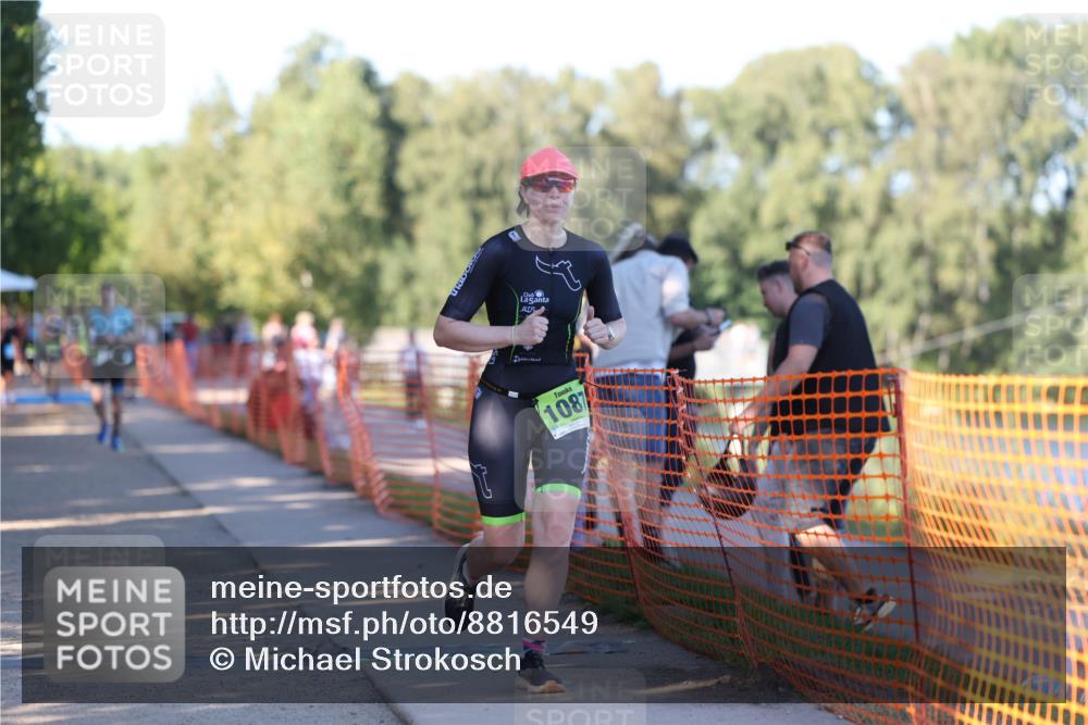 07.09.2025 - 19. Norderstedt Triathlon Michael Strokosch http://msf.ph/oto/8816549 07.09.2025 16:33:37 Laufen 1087, 1088, 1569, 1627 meine-sportfotos.de
