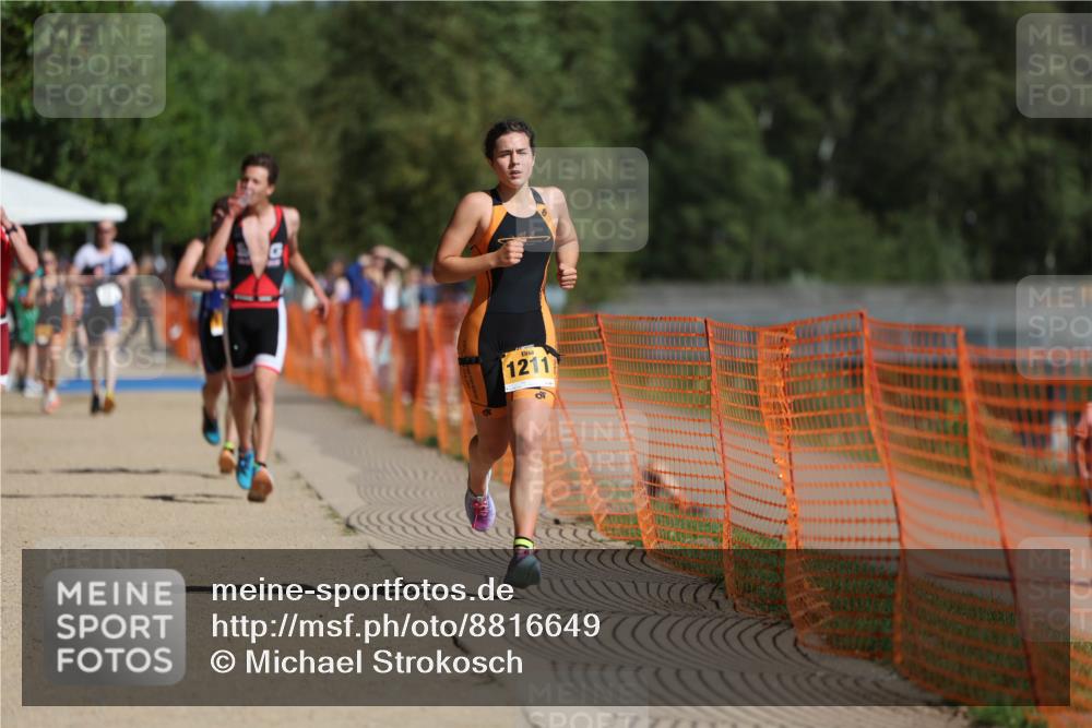 07.09.2025 - 19. Norderstedt Triathlon Michael Strokosch http://msf.ph/oto/8816649 07.09.2025 11:46:48 Laufen 704, 1179, 1186, 1211 meine-sportfotos.de