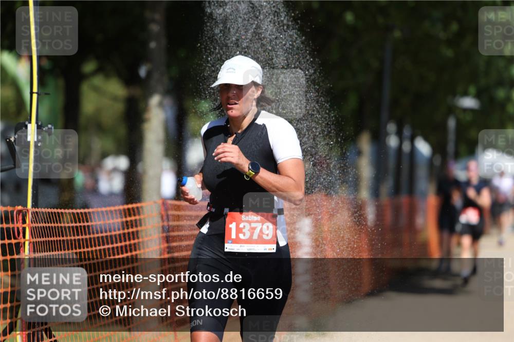 07.09.2025 - 19. Norderstedt Triathlon Michael Strokosch http://msf.ph/oto/8816659 07.09.2025 12:57:27 Laufen 766, 818, 828, 1361, 1379 meine-sportfotos.de