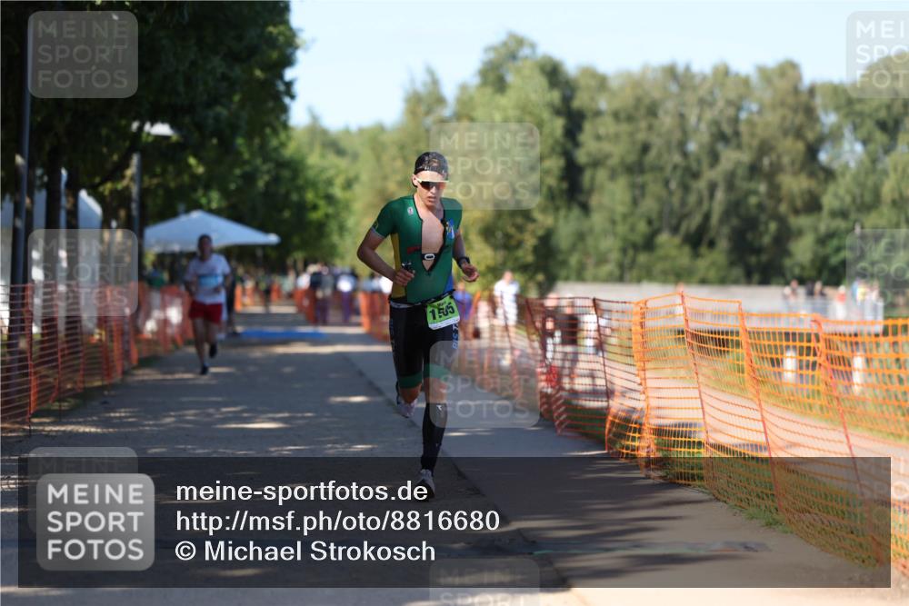 07.09.2025 - 19. Norderstedt Triathlon Michael Strokosch http://msf.ph/oto/8816680 07.09.2025 15:36:47 Laufen 917, 1505 meine-sportfotos.de