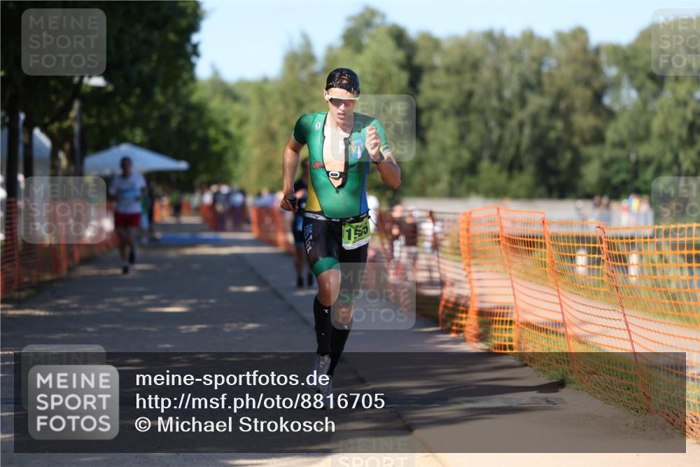 07.09.2025 - 19. Norderstedt Triathlon Michael Strokosch http://msf.ph/oto/8816705 07.09.2025 15:36:48 Laufen 917, 1505 meine-sportfotos.de