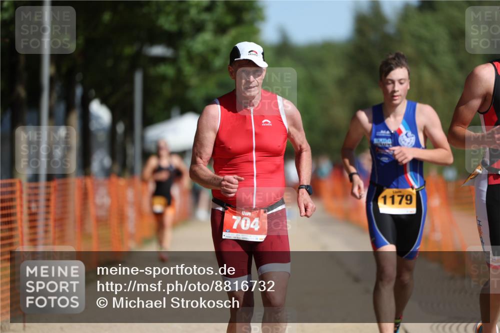 07.09.2025 - 19. Norderstedt Triathlon Michael Strokosch http://msf.ph/oto/8816732 07.09.2025 11:46:55 Laufen 296, 704, 1179, 1186, 1191, 1211 meine-sportfotos.de