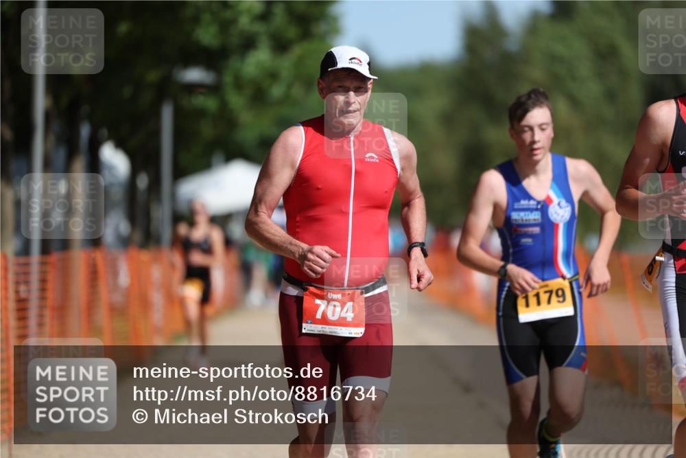 07.09.2025 - 19. Norderstedt Triathlon Michael Strokosch http://msf.ph/oto/8816734 07.09.2025 11:46:55 Laufen 296, 704, 1179, 1186, 1191, 1211 meine-sportfotos.de