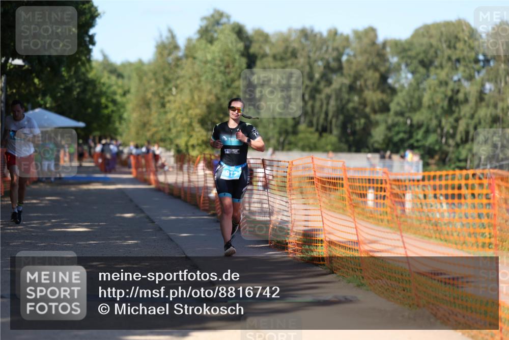 07.09.2025 - 19. Norderstedt Triathlon Michael Strokosch http://msf.ph/oto/8816742 07.09.2025 15:36:52 Laufen 917, 1431, 1505 meine-sportfotos.de