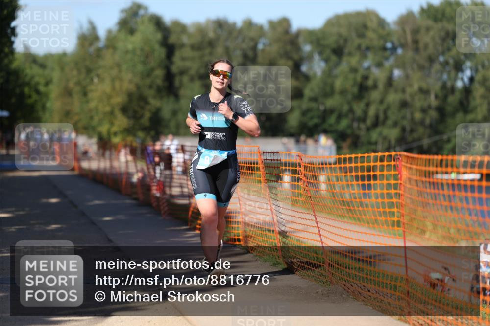 07.09.2025 - 19. Norderstedt Triathlon Michael Strokosch http://msf.ph/oto/8816776 07.09.2025 15:36:54 Laufen 917, 1431 meine-sportfotos.de
