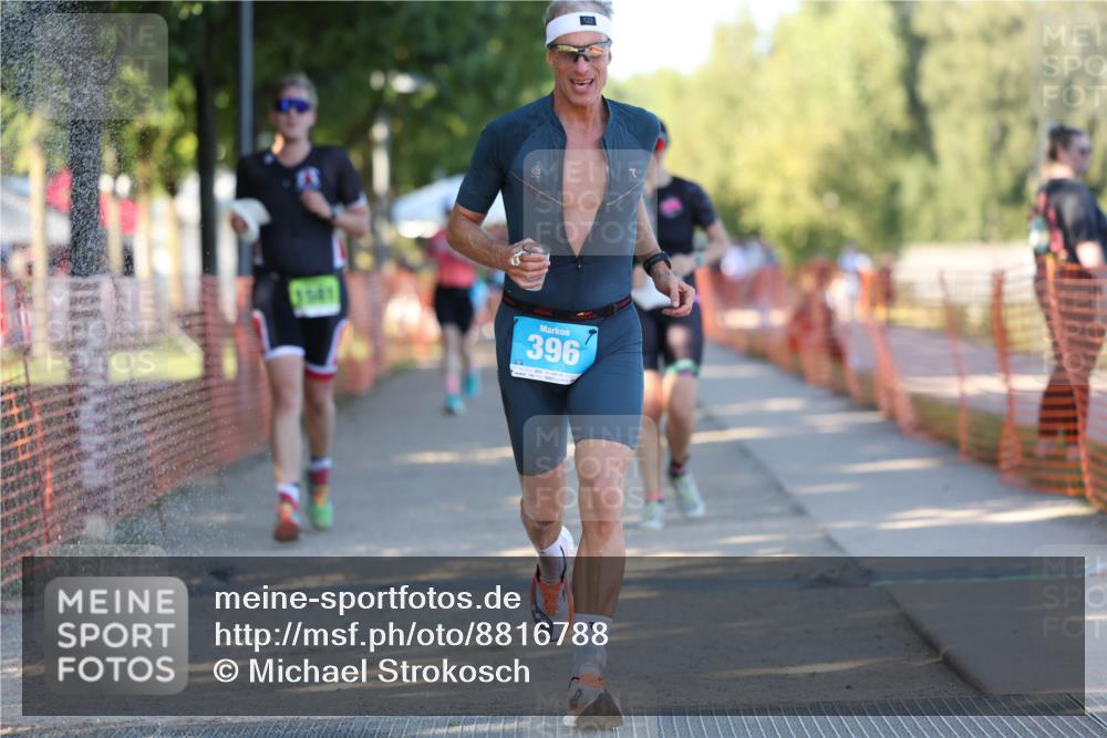 07.09.2025 - 19. Norderstedt Triathlon Michael Strokosch http://msf.ph/oto/8816788 07.09.2025 16:34:27 Laufen 396, 914, 930, 940, 1442, 1581, 1587, 1613 meine-sportfotos.de