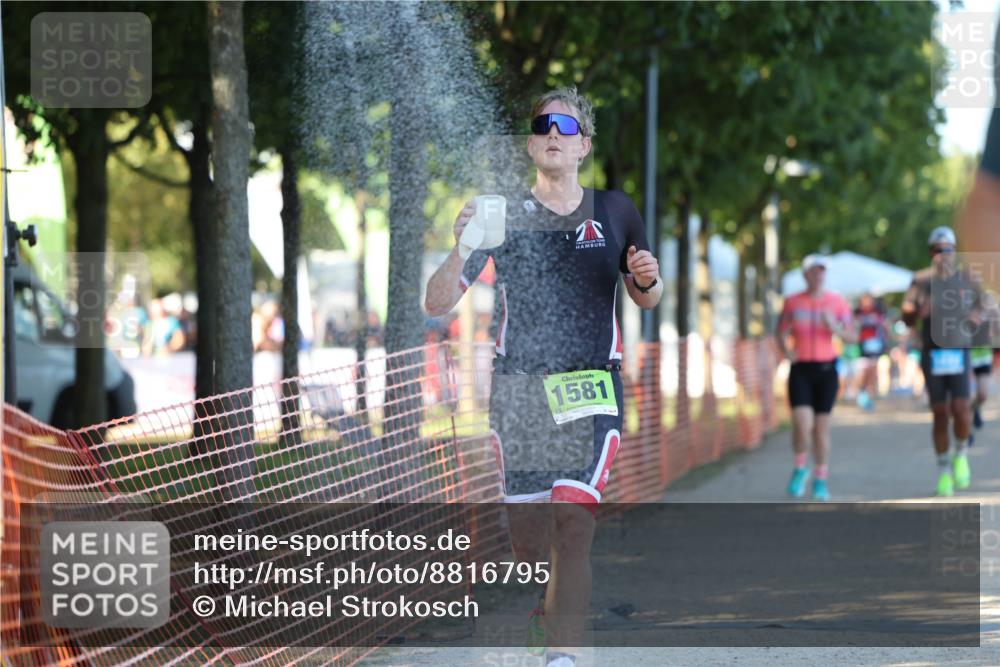 07.09.2025 - 19. Norderstedt Triathlon Michael Strokosch http://msf.ph/oto/8816795 07.09.2025 16:34:29 Laufen 396, 914, 930, 1442, 1581, 1613, 1619 meine-sportfotos.de