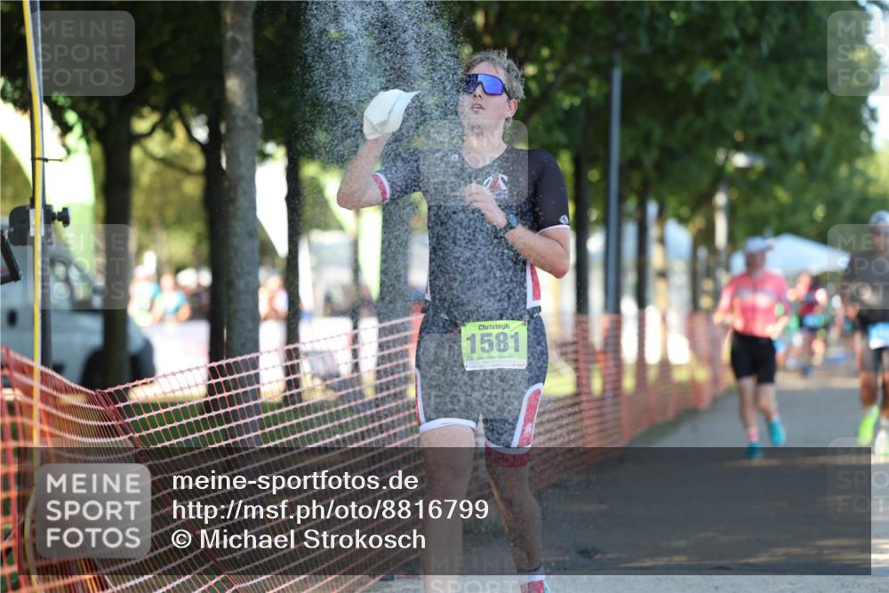 07.09.2025 - 19. Norderstedt Triathlon Michael Strokosch http://msf.ph/oto/8816799 07.09.2025 16:34:29 Laufen 396, 914, 930, 1442, 1581, 1613, 1619 meine-sportfotos.de