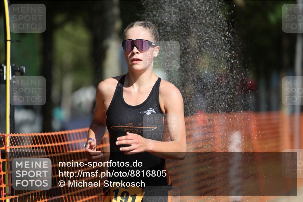 07.09.2025 - 19. Norderstedt Triathlon Michael Strokosch http://msf.ph/oto/8816805 07.09.2025 11:47:01 Laufen 296, 1191 meine-sportfotos.de