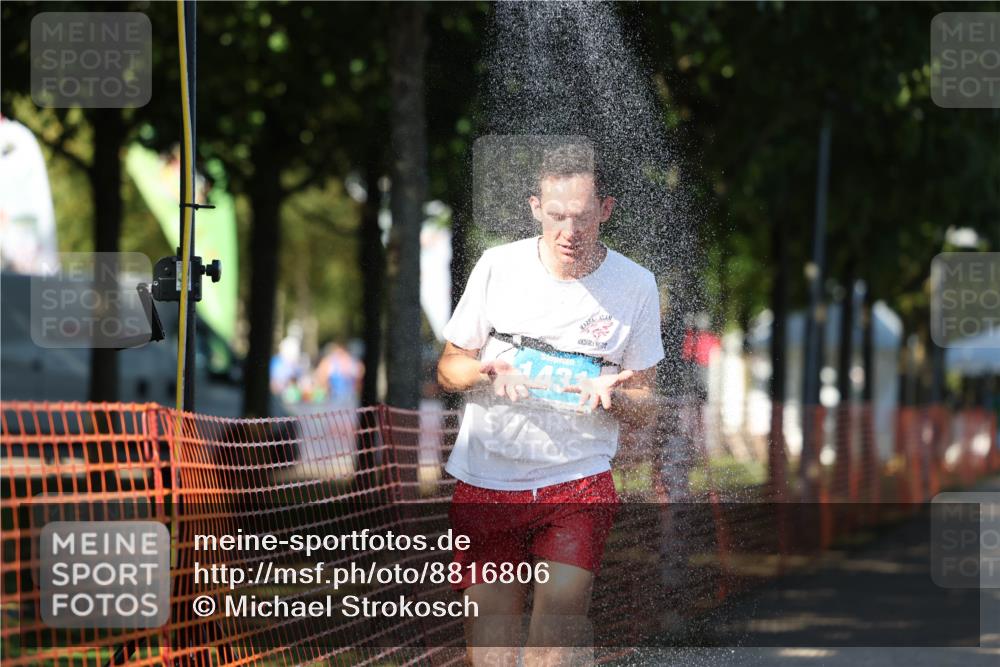 07.09.2025 - 19. Norderstedt Triathlon Michael Strokosch http://msf.ph/oto/8816806 07.09.2025 15:36:58 Laufen 917, 1431 meine-sportfotos.de