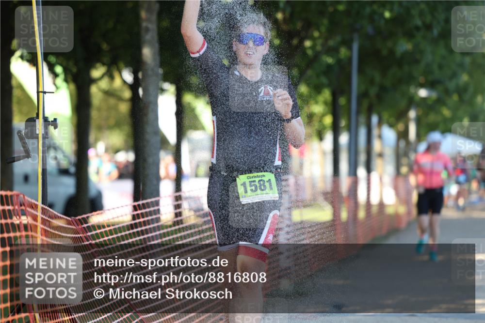 07.09.2025 - 19. Norderstedt Triathlon Michael Strokosch http://msf.ph/oto/8816808 07.09.2025 16:34:29 Laufen 396, 914, 930, 1442, 1581, 1613, 1619 meine-sportfotos.de