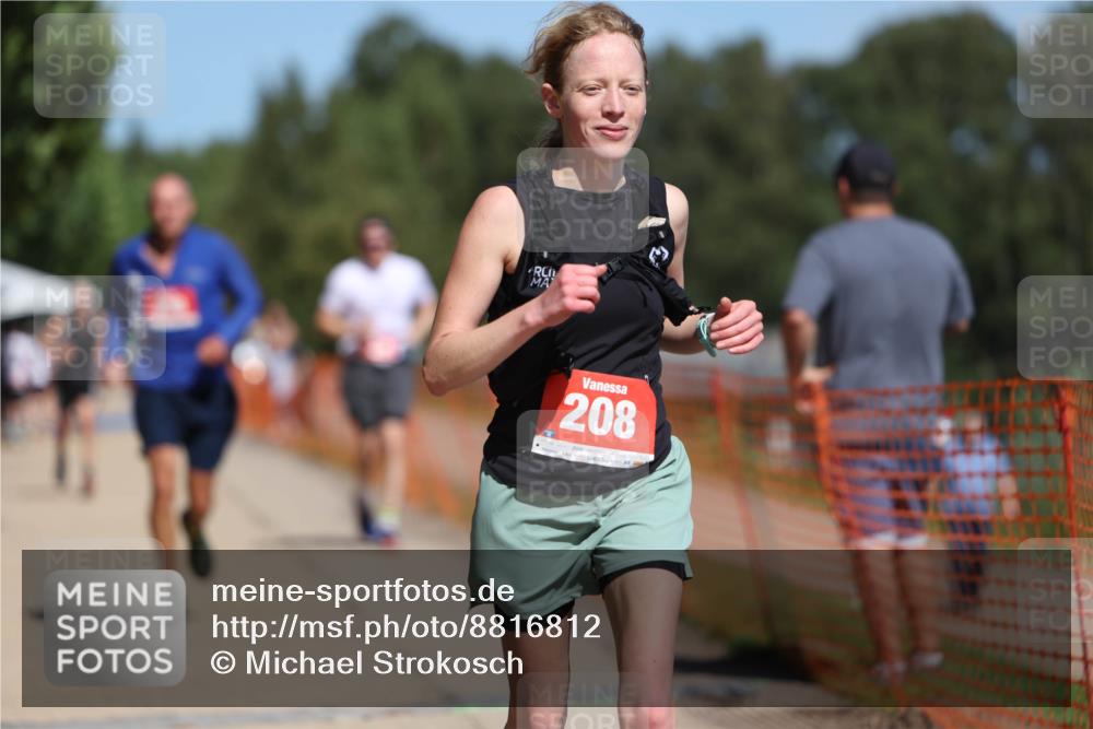 07.09.2025 - 19. Norderstedt Triathlon Michael Strokosch http://msf.ph/oto/8816812 07.09.2025 12:57:37 Laufen 139, 208, 309, 818, 828 meine-sportfotos.de