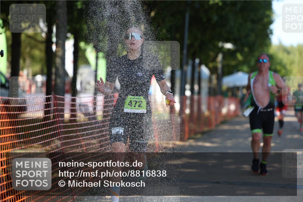 07.09.2025 - 19. Norderstedt Triathlon Michael Strokosch http://msf.ph/oto/8816838 07.09.2025 15:37:34 Laufen 472, 1005, 1404, 1507 meine-sportfotos.de