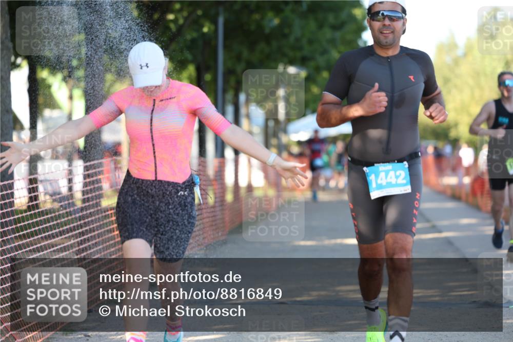 07.09.2025 - 19. Norderstedt Triathlon Michael Strokosch http://msf.ph/oto/8816849 07.09.2025 16:34:34 Laufen 914, 1442, 1619 meine-sportfotos.de