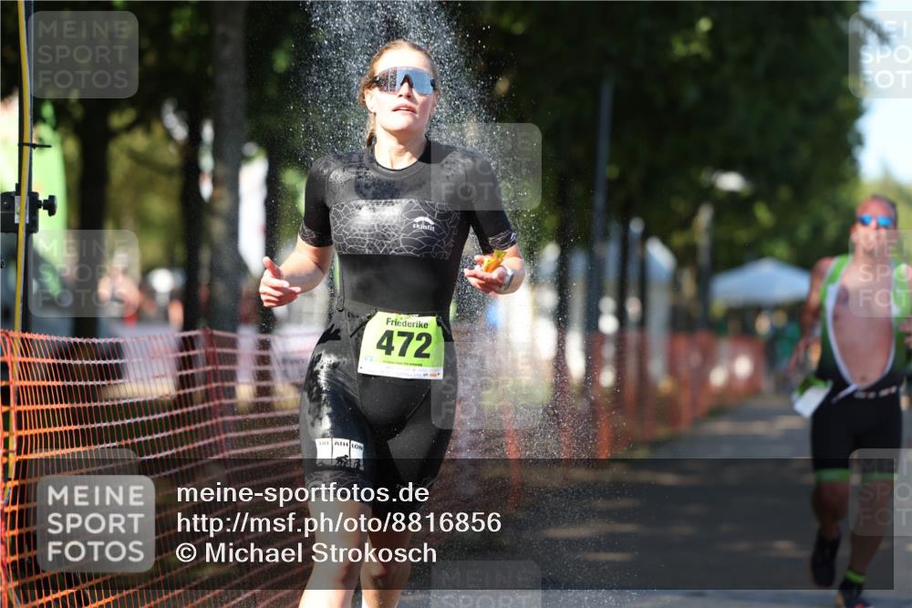 07.09.2025 - 19. Norderstedt Triathlon Michael Strokosch http://msf.ph/oto/8816856 07.09.2025 15:37:34 Laufen 472, 1005, 1404, 1507 meine-sportfotos.de