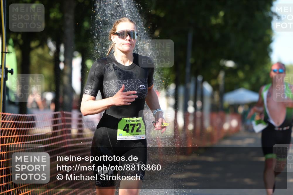 07.09.2025 - 19. Norderstedt Triathlon Michael Strokosch http://msf.ph/oto/8816860 07.09.2025 15:37:34 Laufen 472, 1005, 1404, 1507 meine-sportfotos.de