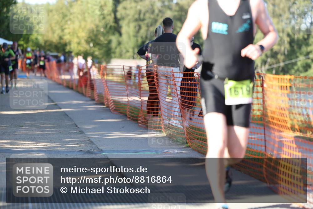 07.09.2025 - 19. Norderstedt Triathlon Michael Strokosch http://msf.ph/oto/8816864 07.09.2025 16:34:37 Laufen 914, 1442, 1619 meine-sportfotos.de