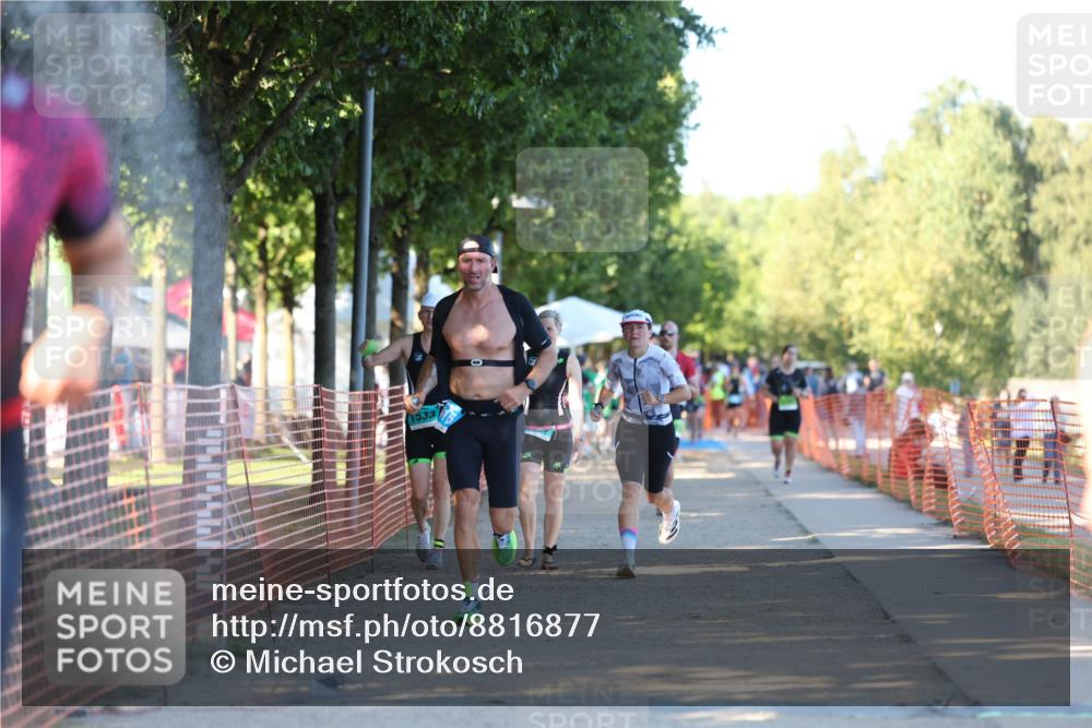 07.09.2025 - 19. Norderstedt Triathlon Michael Strokosch http://msf.ph/oto/8816877 07.09.2025 16:34:59 Laufen 903, 1077, 1415, 1435, 1527, 1533, 1570, 1601, 1611 meine-sportfotos.de